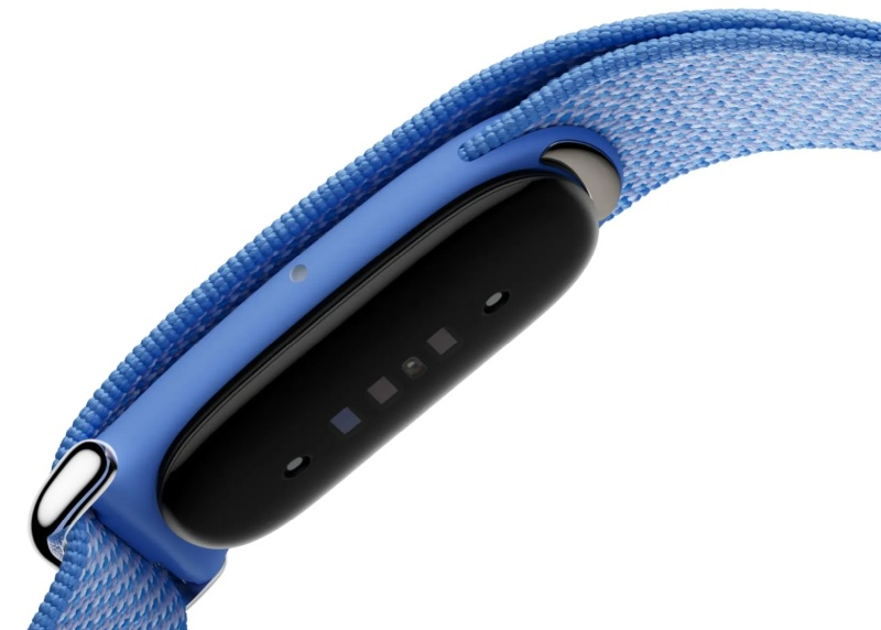 A Google bemutatta a Fitbit Air-t – egy könnyű, kijelző nélküli fitnesz‑követőt 99 $-ért, amely folyamatosan figyeli a felhasználó aktivitását.