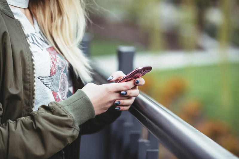 Az Instagram letiltotta a végpontok közötti titkosítást a felhasználók személyes üzeneteire.