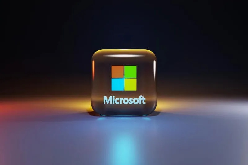 A Microsoft hamarosan elveszíti a Windows, Office és Copilot vezetőjét – várható személyzeti változás a vállalatban.