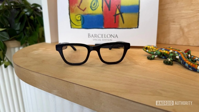 A Google felsővezetője elmagyarázta, miért kudarcot vallott a Google Glass projekt 2013‑ban.