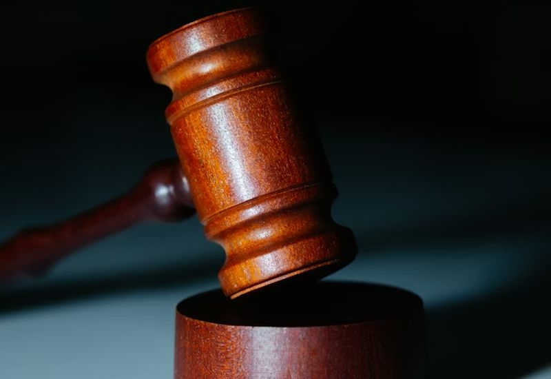 A bíró leírta Maszk OpenAI elleni 134 millió dolláros keresetét, mint „felhőből származó”, és az ügy sorsát a bírósági tárgyalás döntéssel határozza meg.