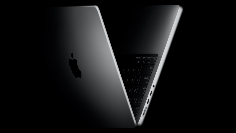 Az Apple elhalasztotta az M6 chippel felszerelt MacBook Pro kiadását 2027 elejére, mert RAM és SSD tárhely hiányzik.