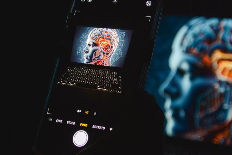 A Microsoft megoldást kínál a deepfake-ek interneten való terjedésének megállítására