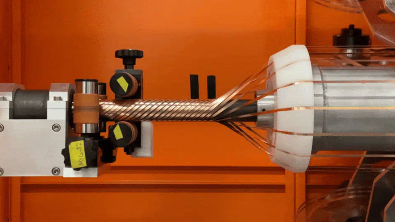 Az MI felgyorsítja a szupervezetődés fejlődését, de nem fog valódi technológiai ugrást eredményezni, és nem is a várt helyen.