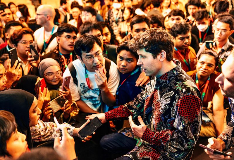 Az Egyesült Államokban letartóztattak egy embert, aki állítólag Sam Altman (OpenAI) házát gyújtani tervezte.