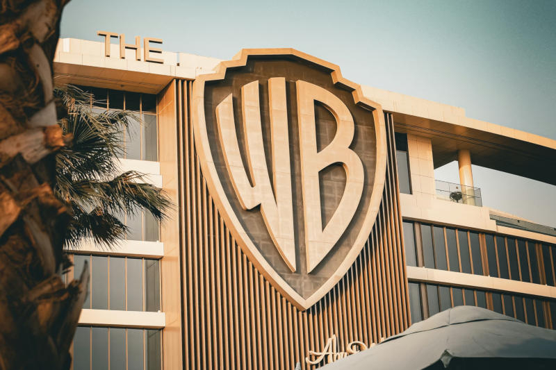 A Netflix elutasította a Warner Bros megvásárlását; a győztes a Paramount volt.