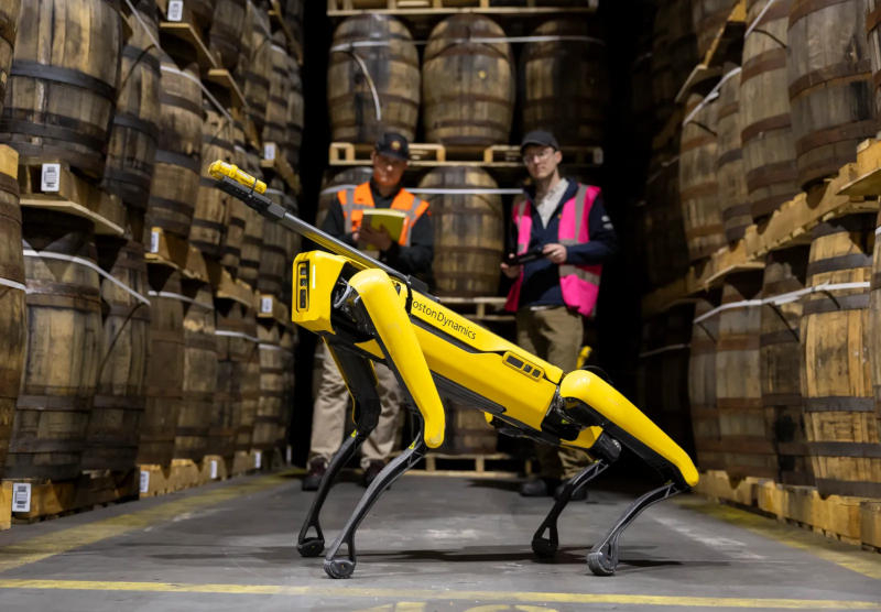 Dewar’s létrehozott egy robot‑detektív, amely felismeri a whisky párolgási szivárgásait.