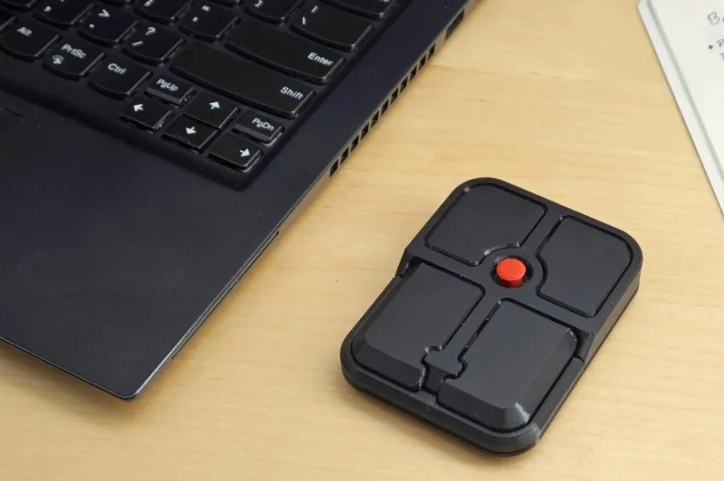 A Ploopy átalakította a legendás TrackPoint-ot a ThinkPadból hordozható egéssé, „elválasztva” azt az asztali géptől.