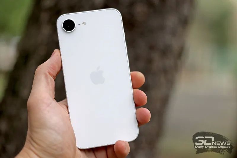 Az Apple egy költségvetési iPhone 17e‑t adhat ki február 19-én, ha a pletykák megbízhatóak.