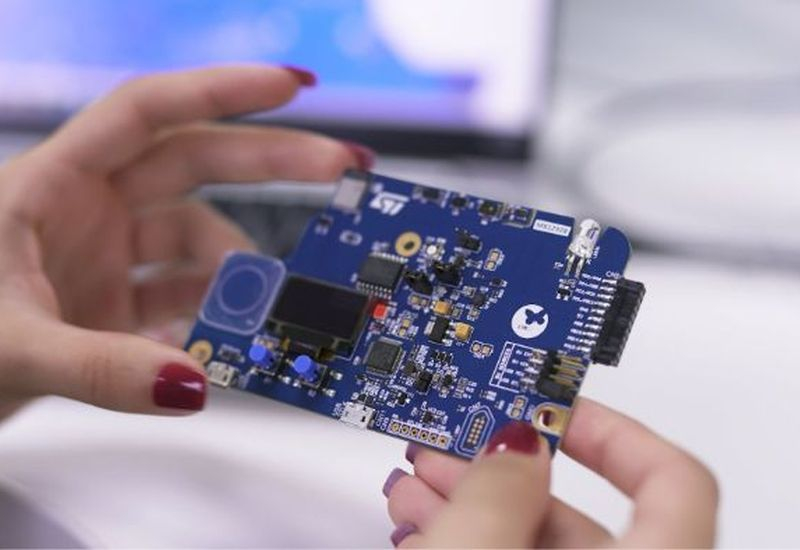 A Kína akár a globális mikrochip-kereskedelmi piac 42%-át is elfoglalhatja 2028-re, ha mesterséges intelligenciát használ.