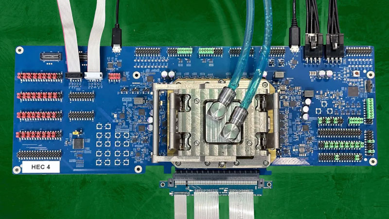 Az Intel kiadta a Heracles chipejét, amely lehetővé teszi a titkosított adatok feldolgozását anélkül, hogy feloldanák őket, megvalósítva az anonimitás álmodóinak álmát.
