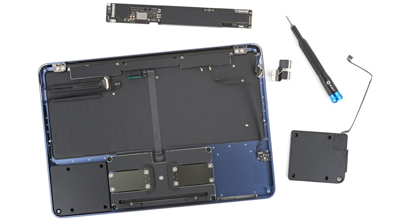 Az iFixit elemezte a MacBook Neót és megállapította, hogy az Apple laptopjai közül a legkönnyebben javítható.