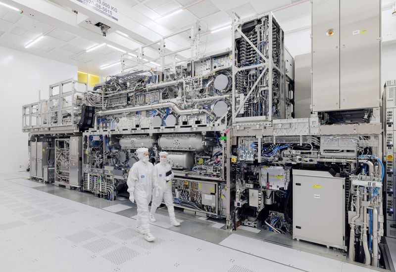 A TSMC követi az Intell útját: már megvásárolta a magas-NK EUV litográfiát, de még nem tervezik a nagy léptékű chipgyártást ezekkel.