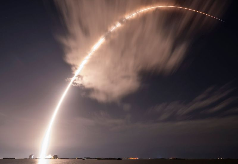 A SpaceX részt vesz a Pentagon zárt licitációjában, amely az AI fejlesztésére irányul a hangvezérlésű drónrohamokhoz.
