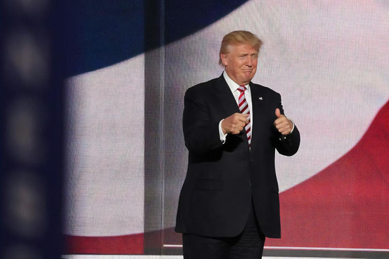 Trump tévesen egy millió dollárt fektetett be szushi-étteremláncokba, nem pedig mesterséges intelligencia eszközgyártó vállalatba