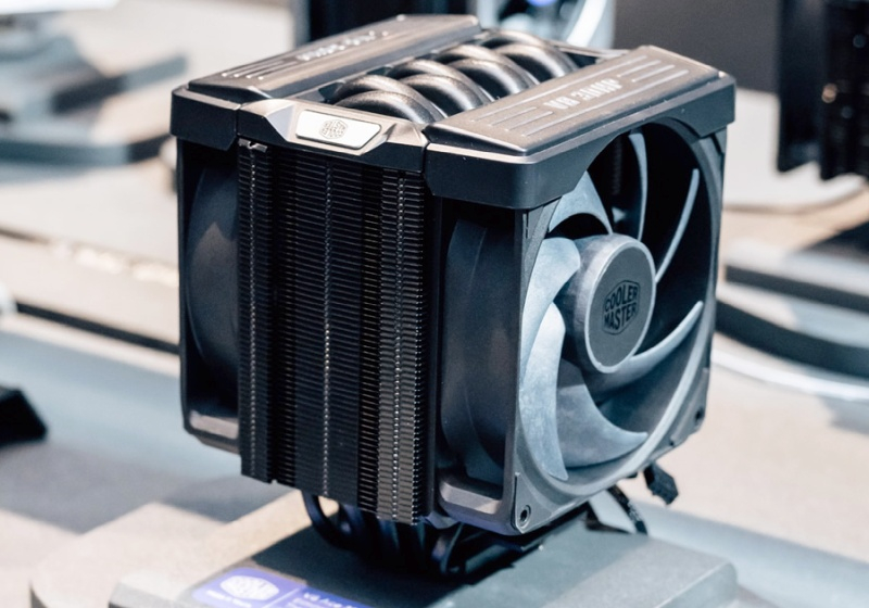 A Cooler Master elindította az új CPU‑hűtőt, a V8 Ace 3DHP-t, amely ígéri az „ultra hatékony” hőátadást