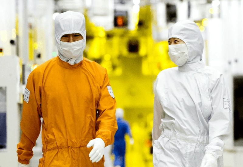 A Samsung dolgozói éves bónuszért, akár 400 ezer dollárig, tüntetnek.