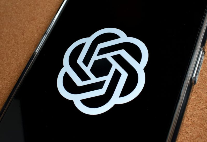 Az Nvidia 30 milliárd dollárt fektet be az OpenAI-ba, miközben a kezdeti 100 milliárd dolláros üzlet elmarad.