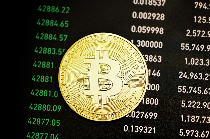 A Bithumb koreai tőzsde véletlenül mindenki számára 2000 bitcoinot adott el, nem pedig 2000 van.