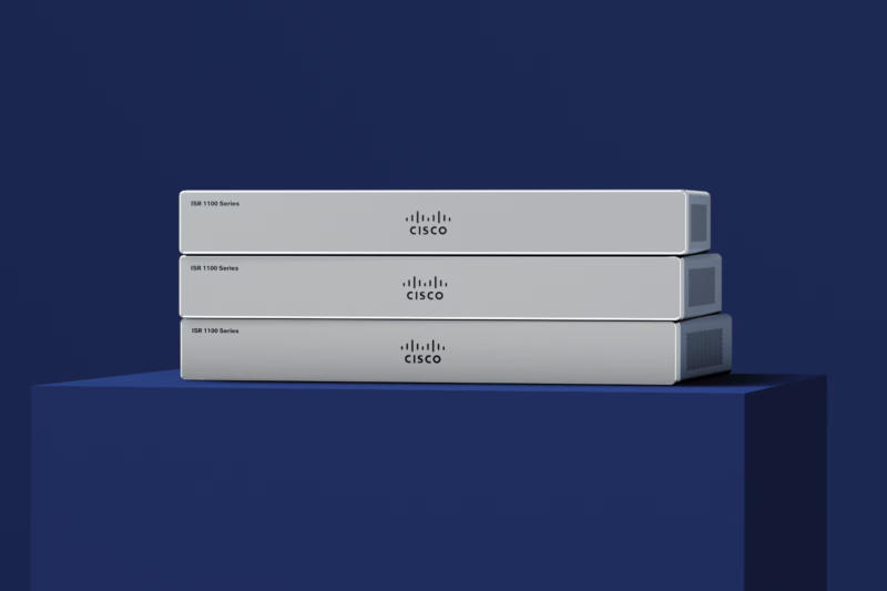 Irán vádolta az Egyesült Államokat a Cisco routerek és más gyártók lekapcsolásával rejtett hátsóajtókon keresztül.